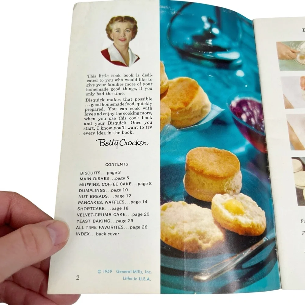 Lot Of 2 Betty Crocker Cook Book Pamphlets Bonus Recipes Cake Frosting Bisquick